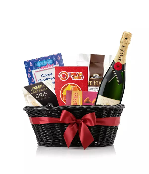 Moet &amp; Chandon Champagne Hamper